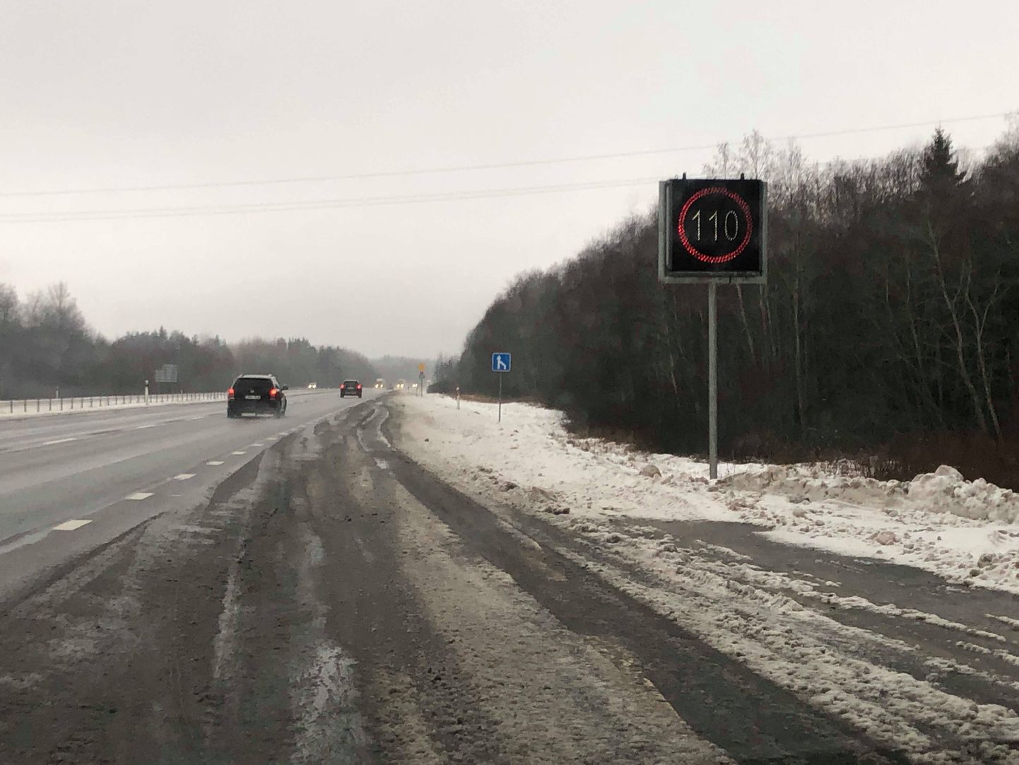 Разрешенная скорость на шоссе Таллинн-Пярну 8 января около обеда.