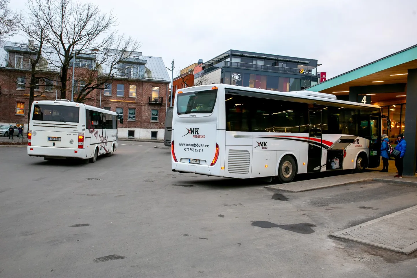 Peagi näeb maaliinidelgi reisijaid vedamas uusi busse.