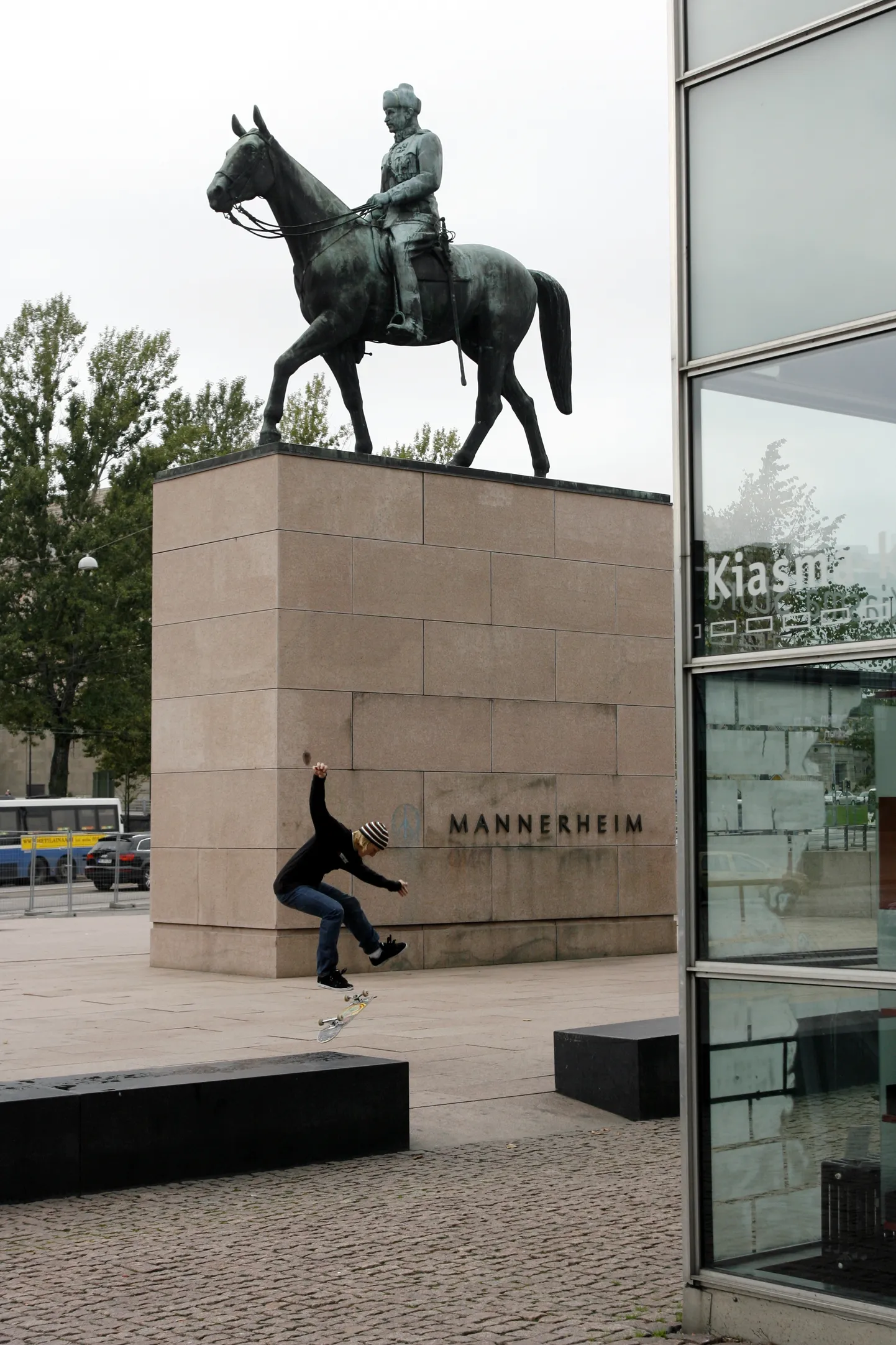 Mannerheimi ratsamonument Helsingis.Foto on illustratiivne.