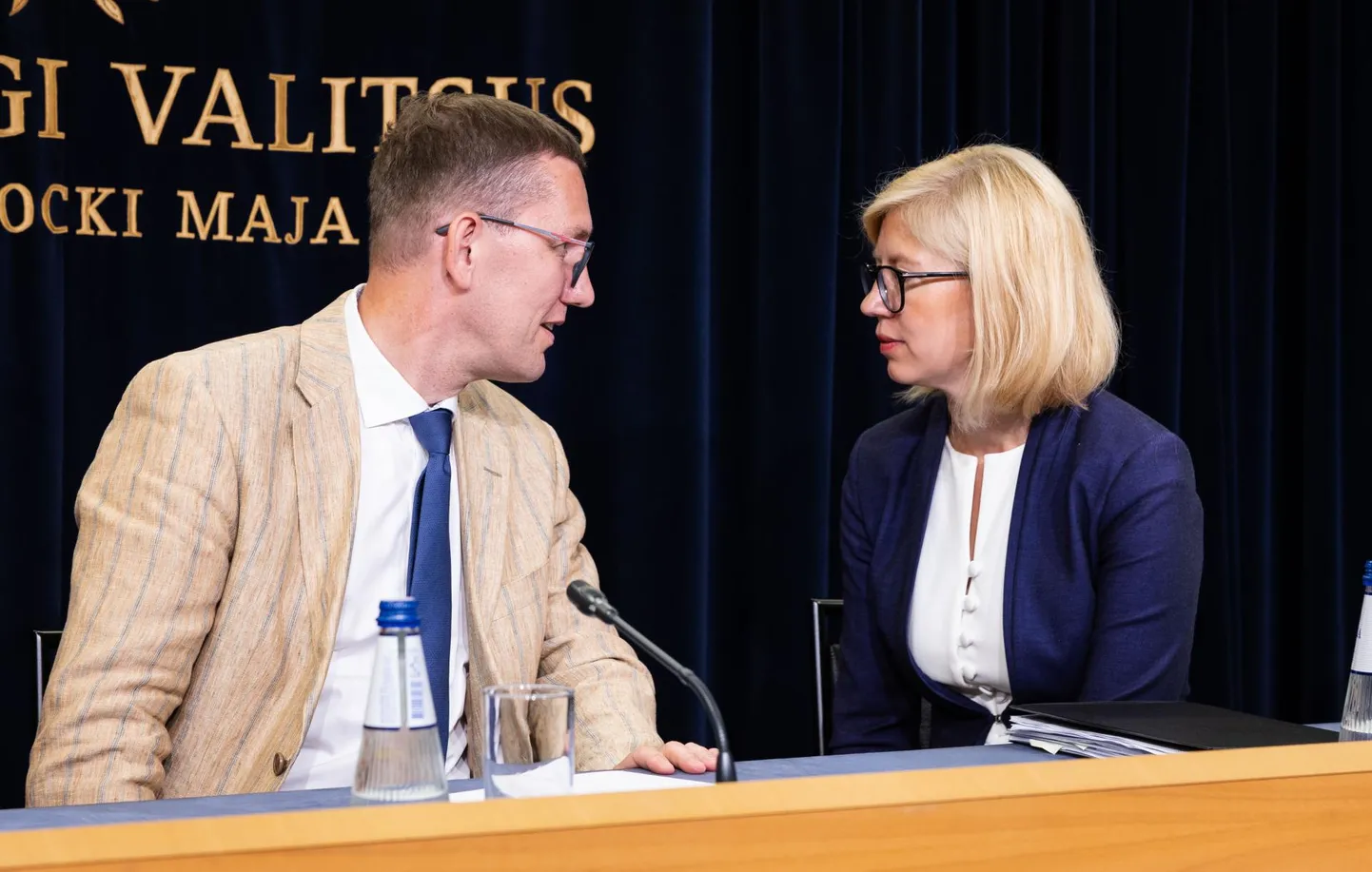 Reformierakonnast kostub üha regulaarsemalt nurinat regionaal- ja põllumajandusministeeriumist tulevate algatuste suhtes. Pildil peaminister Kristen Michal ning regionaal- ja põllumajandusminister Piret Hartman.