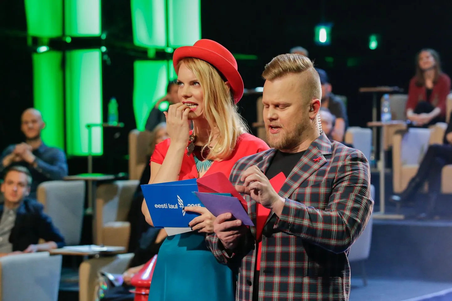 Eesti Laulu teine poolfinaal.
Helen Sürje ja Indrek Vaheoja