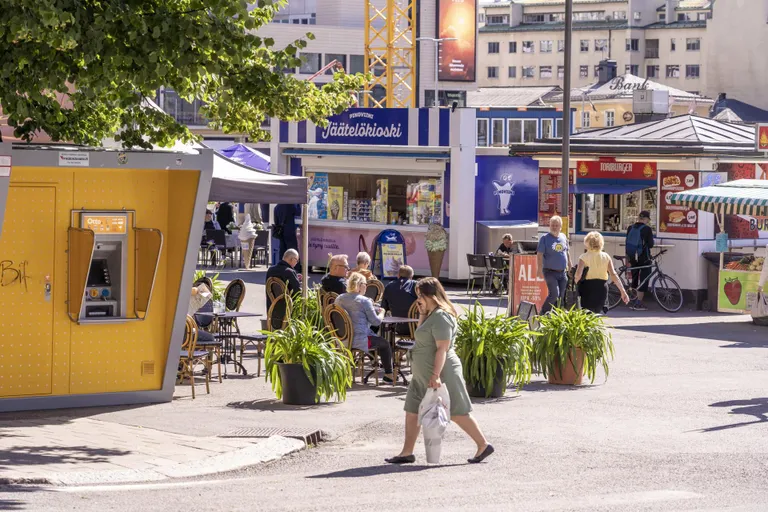Haapsalulik rahu kombineerub Turus siiski teatava suurlinlikkusega.