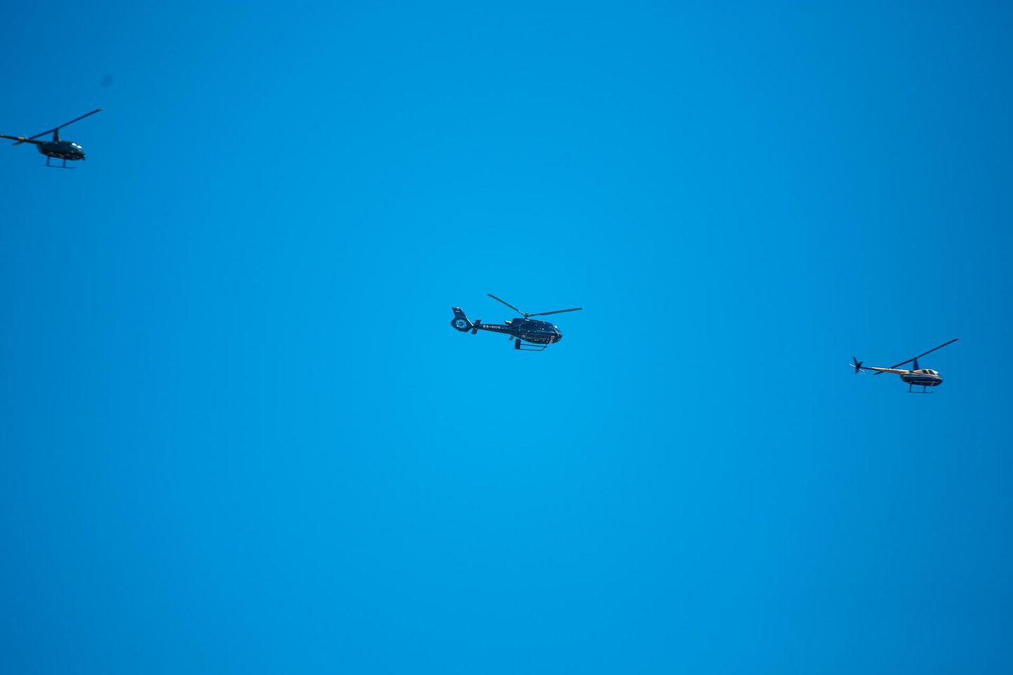 Helikopter taevas. Foto on illustratiivne.