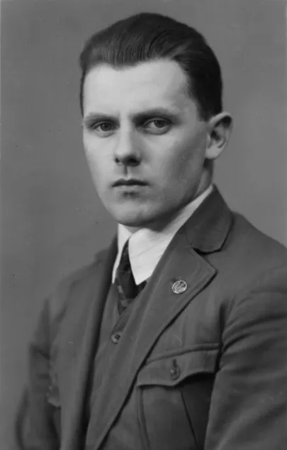 Aleksander Klumberg (1925).