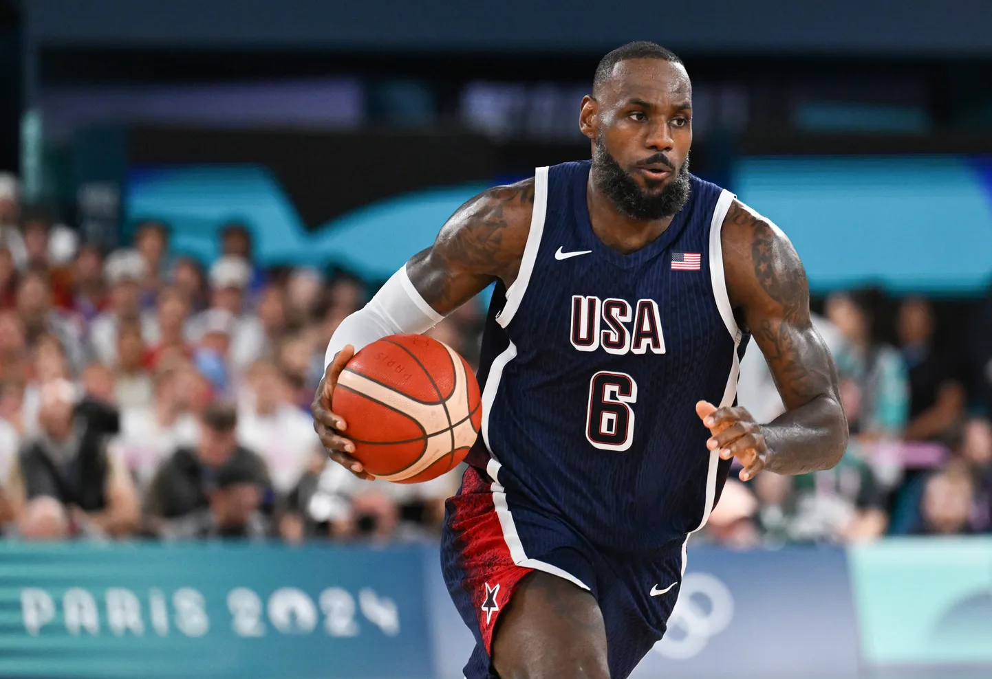 ASV basketbolists Lebrons Džeimss