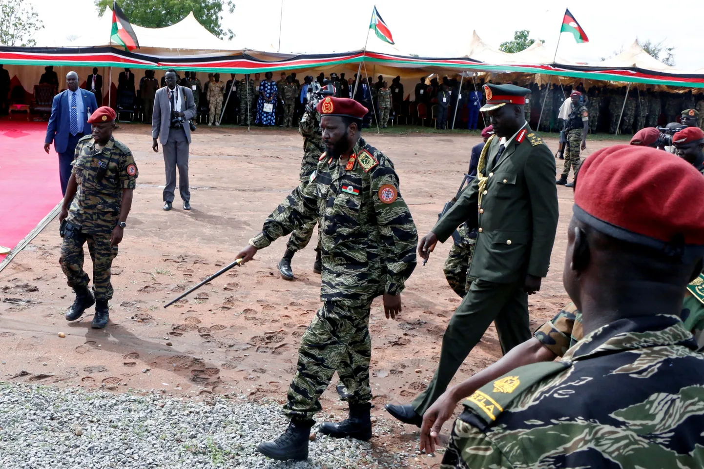 Lõuna-Sudaani president Salva Kiir paraadil.