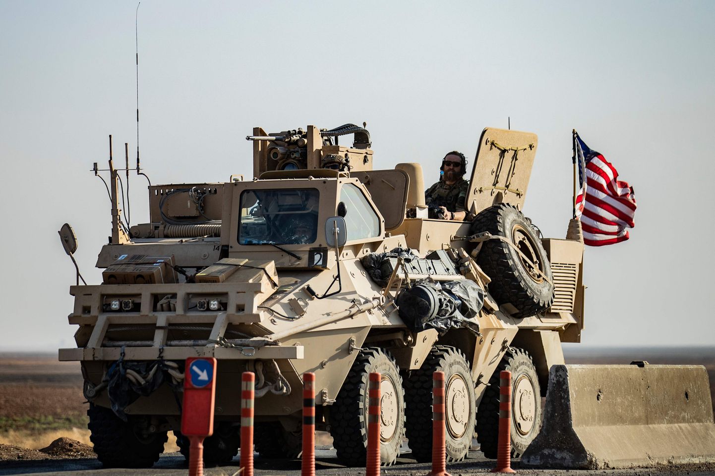 ASV militārā automašīna Sīrijā. 