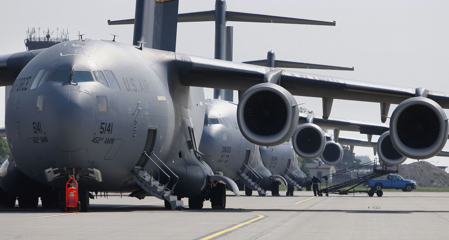 USA armee lennukid C17 Globemaster Edela-Saksamaal Ramsteinis asuvas baasis.