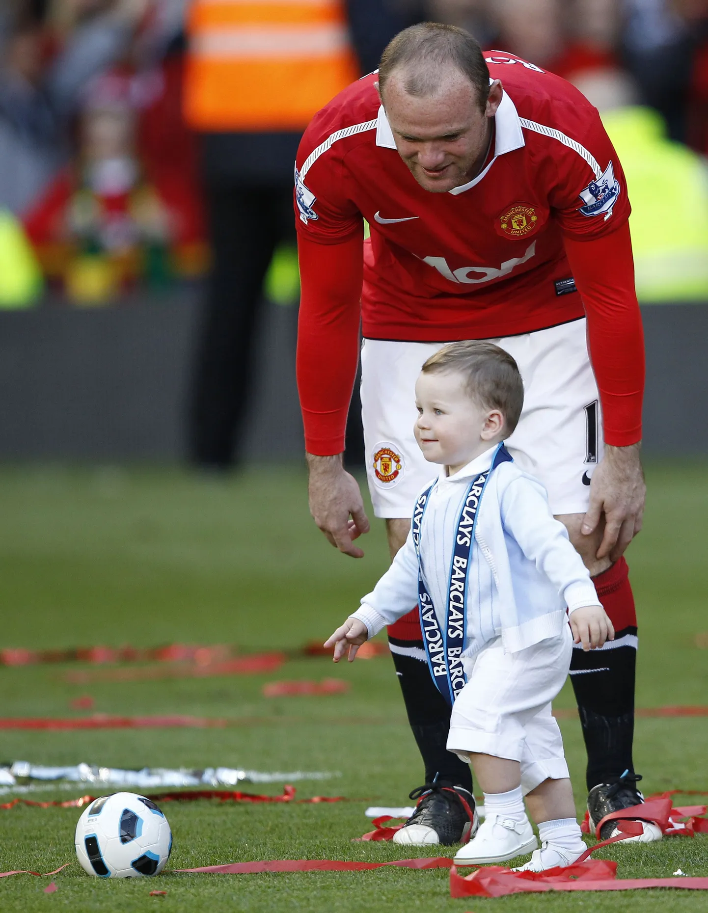 Manchester Unitedi staar Wayne Rooney ja tema poeg Kai.