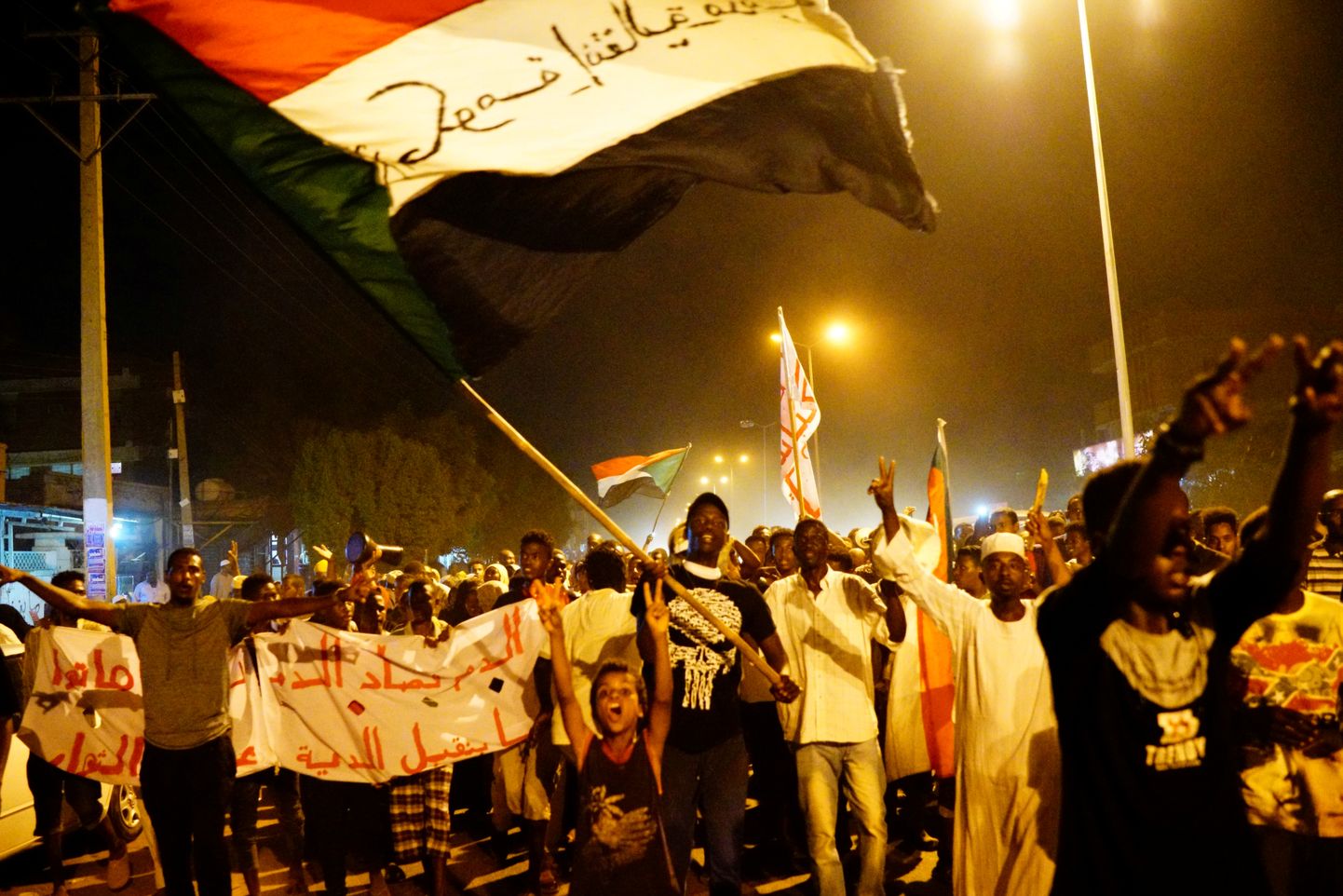 Sudaanlased tsiviilvalitsust nõudmas.