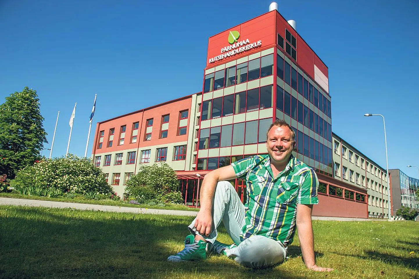 “Mina olen humanitaar, minu õpilased rohkem tehnilise mõtlemisega,” tõdeb õpetaja Marko Sassjan.