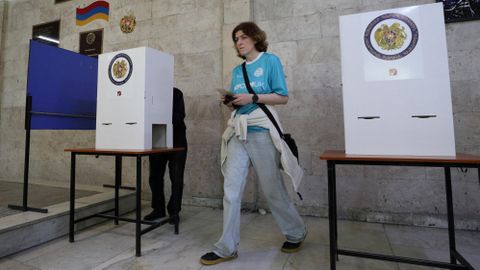 В Армении проходят парламентские выборы. Главным вопросом на