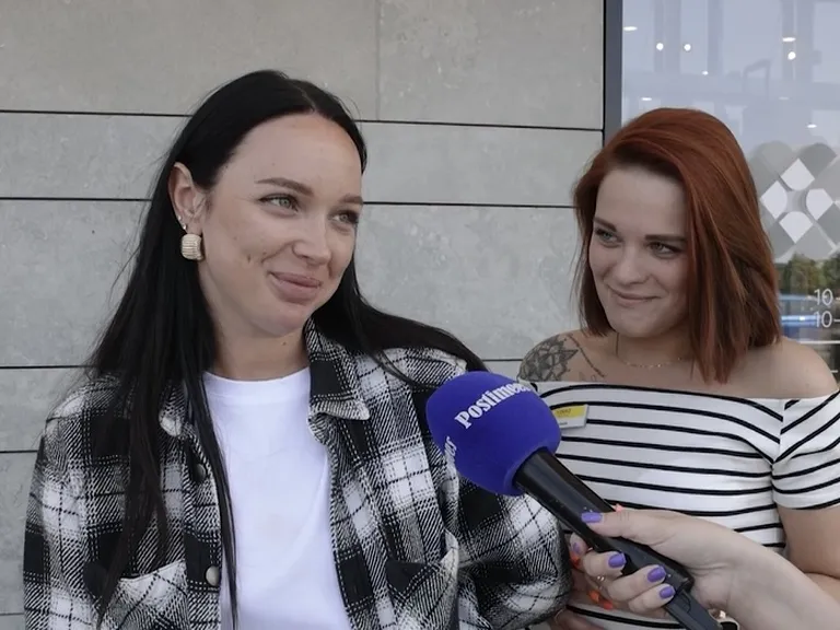 Анна.