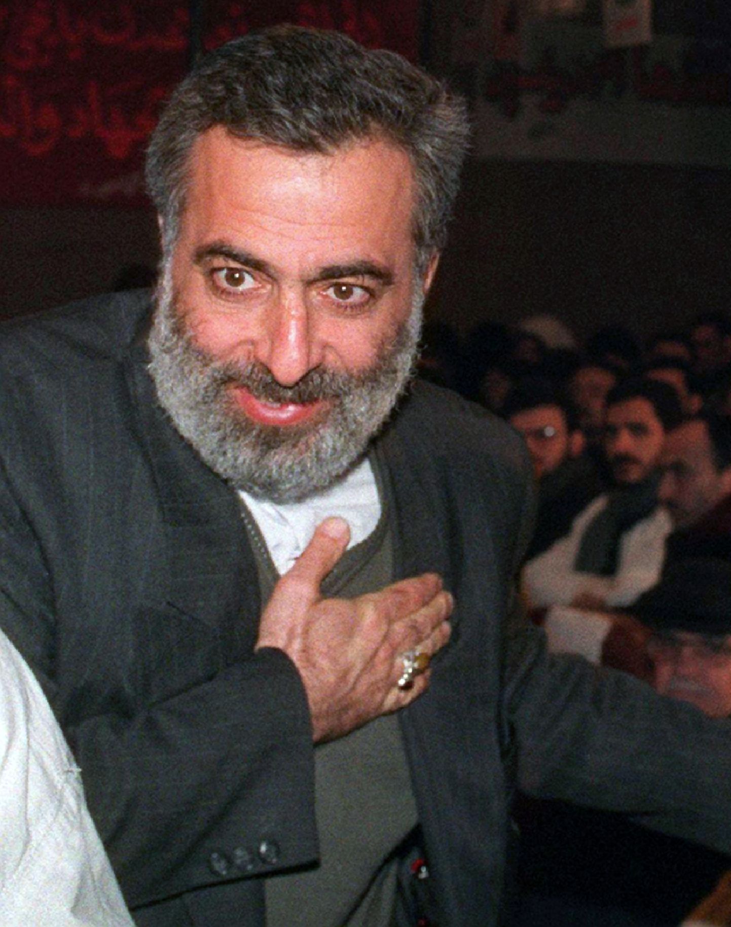 Hossein Sheikholeslam 2001. aastal