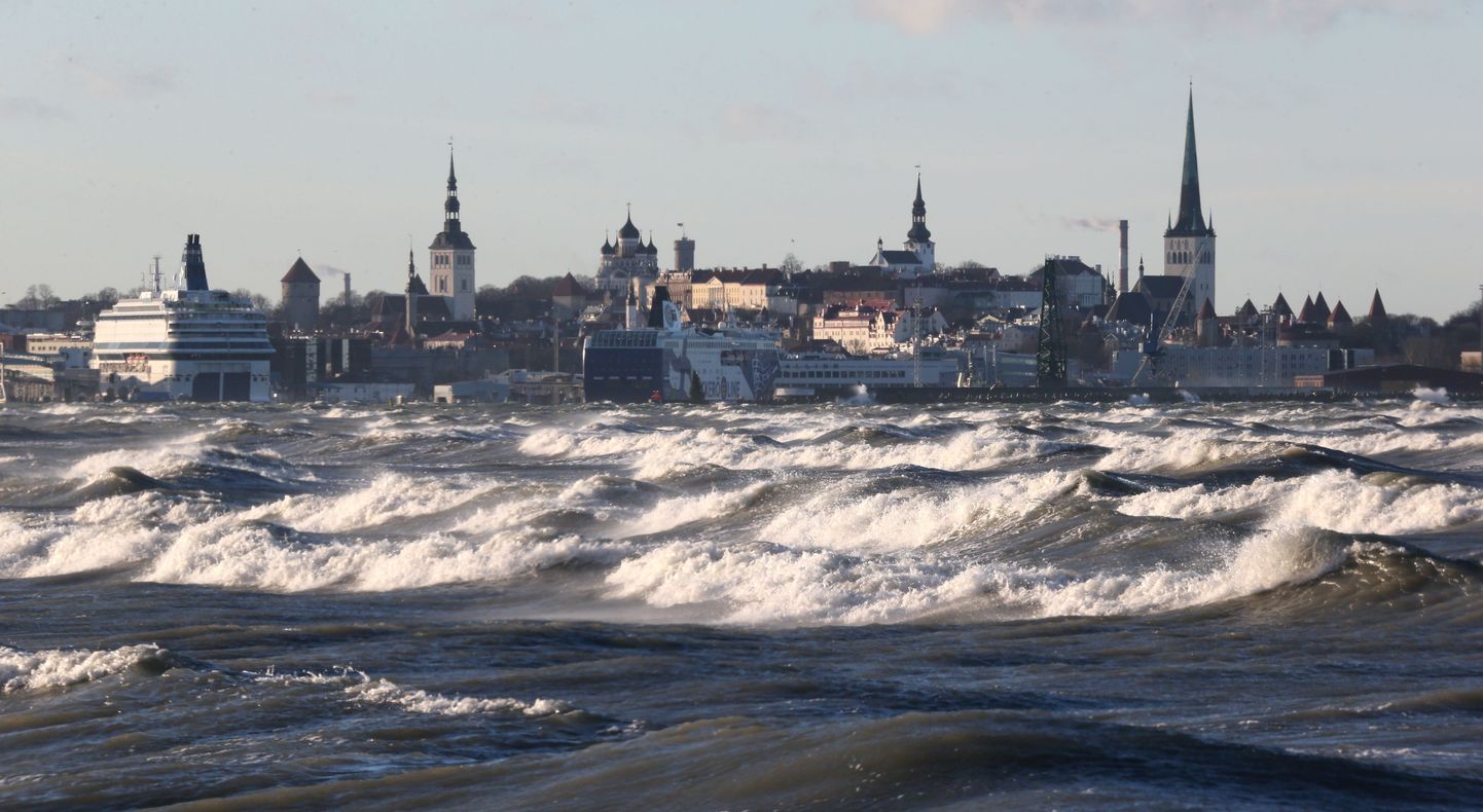 Eesti majandus seilab tormisel merel.