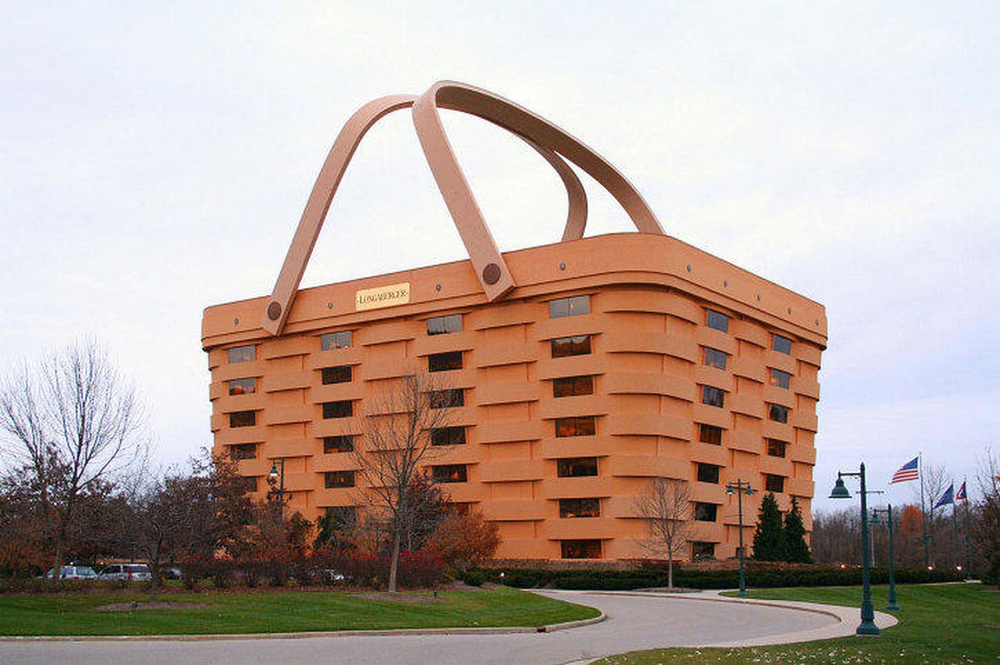 Korvikujuline hoone Newarkis Ohio osariigis