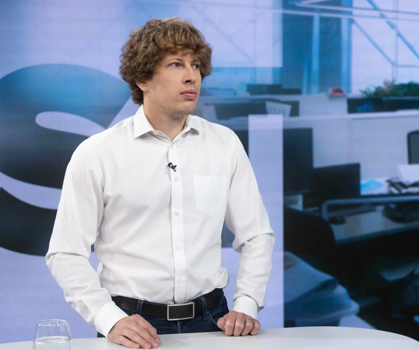 Танель Кийк с привычной всем стрижкой.