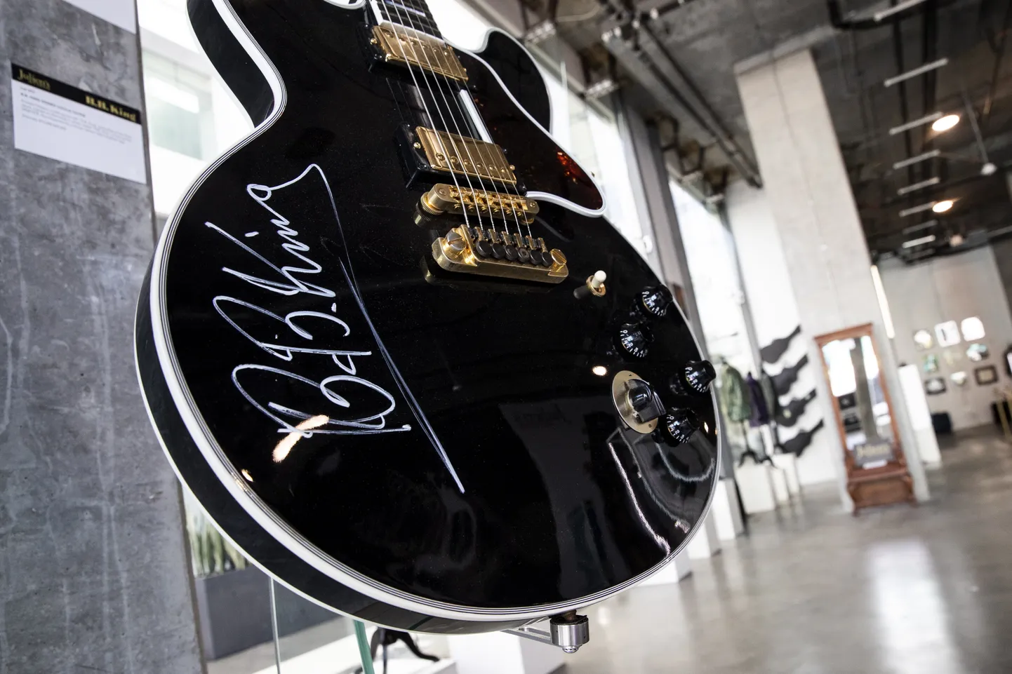 Bluusikitarrist B.B. Kingi must Gibson «Lucille» 2019. aasta 16. septembril Julien'si oksjonimajas Beverly Hillsis, Californias.