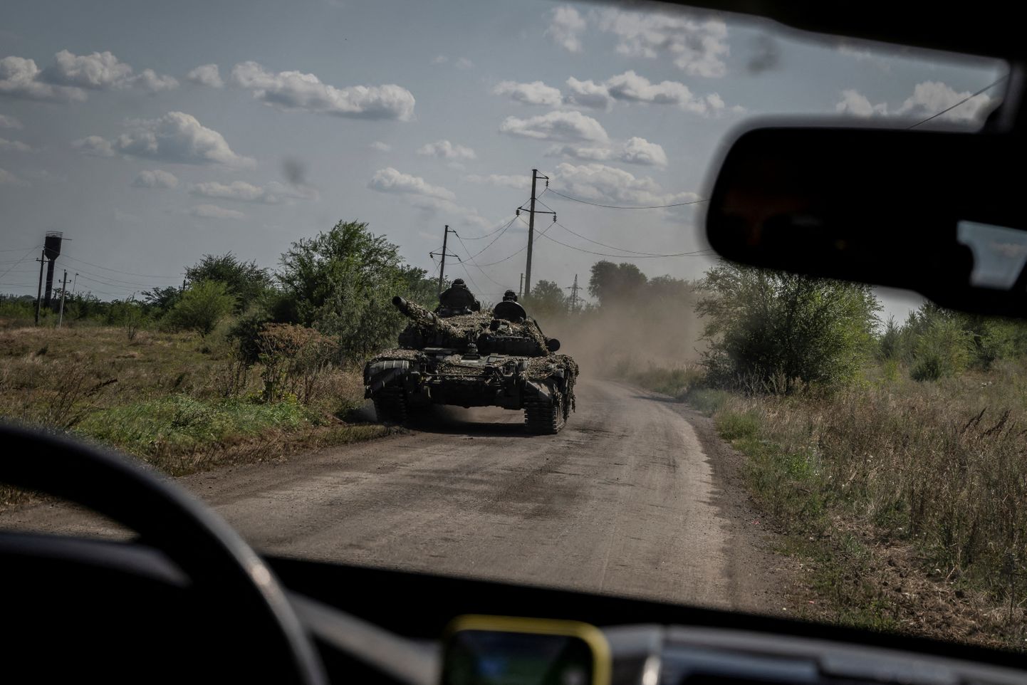 Ukraina tank Robotõne lähistel.