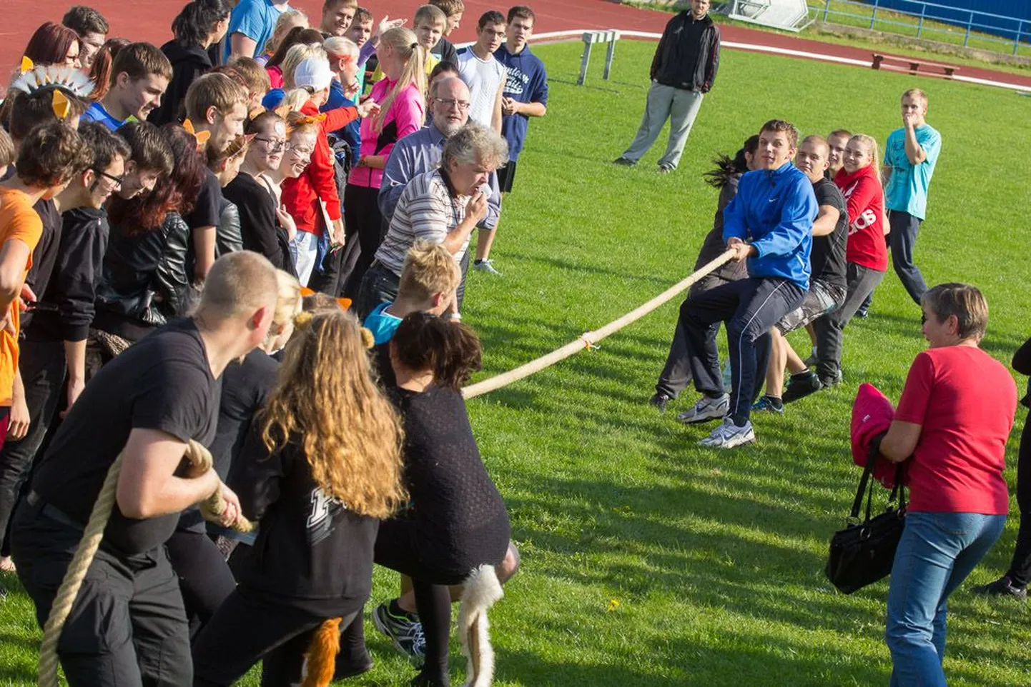 Valga gümnaasiumi rebastele pühendatud spordipäev.