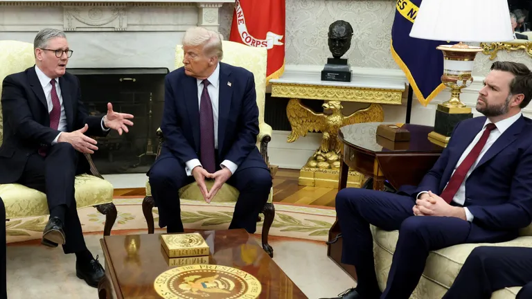 Стармер говорит, Трамп и Джей Ди Вэнс слушают