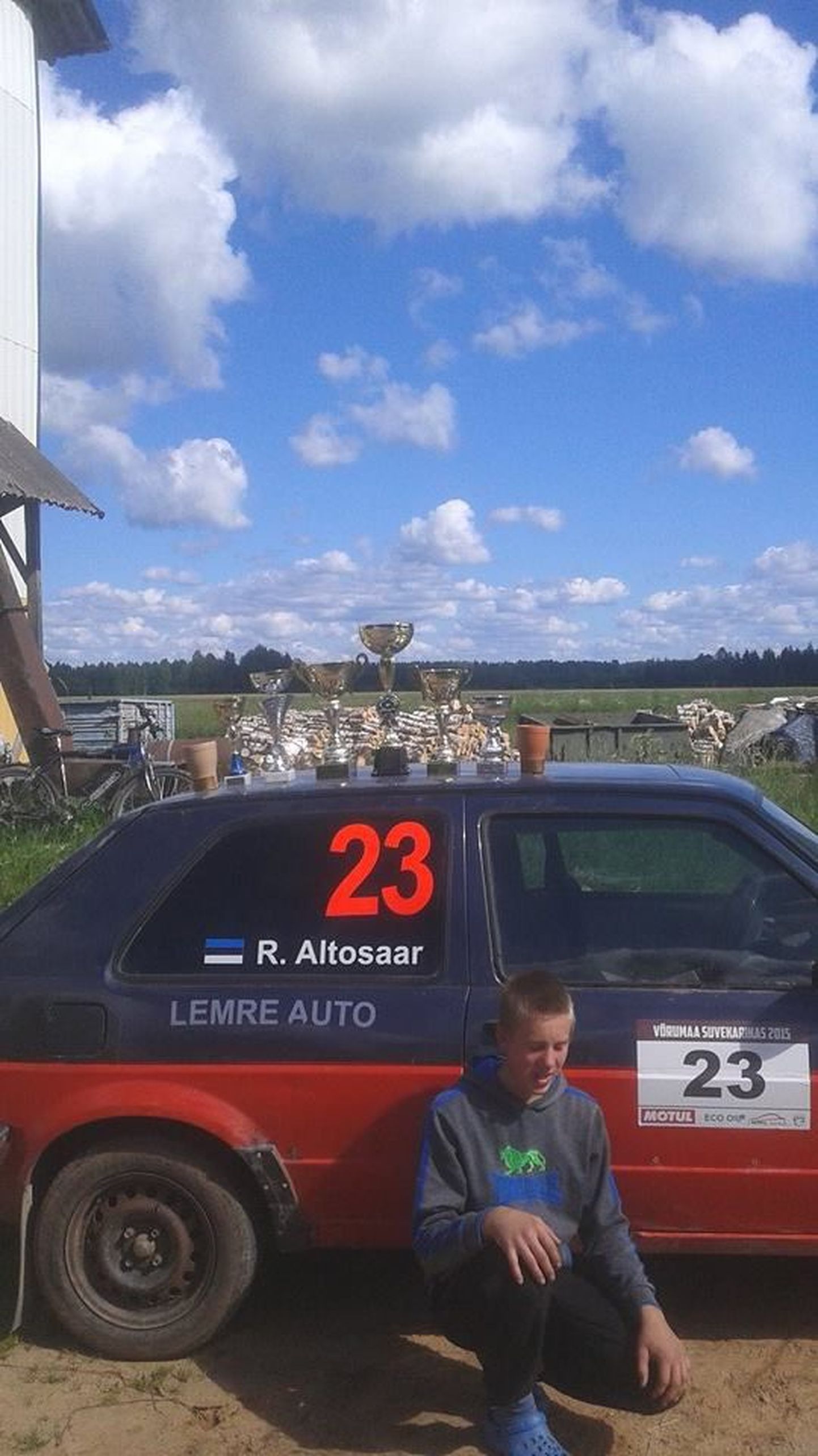 Robin Altosaar lõpetas noorteklassis oma võistlussõidu kolmandana.