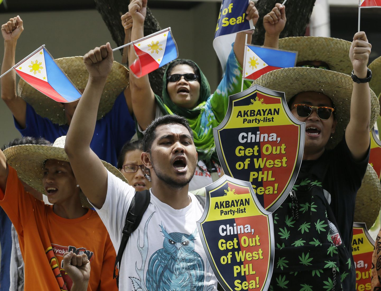 Filipiini protestijad tehissaarte ehitamise ja suurte merealade hõivamise vastu.