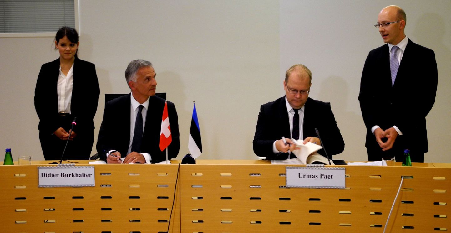 Välisministrid Didier Burkhalter ja Urmas Paet.