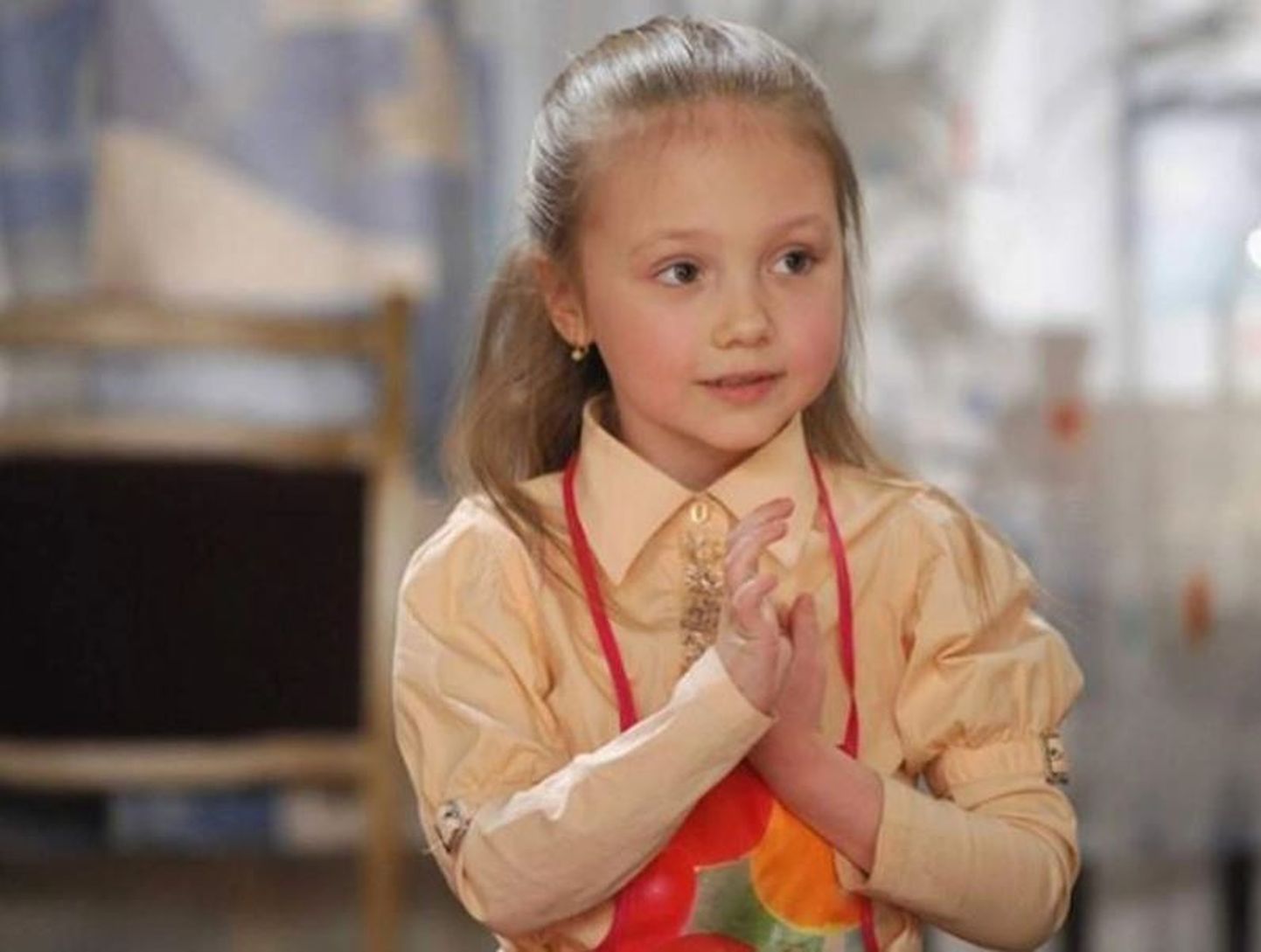 Пуговка, она же Полина Васнецова, была главным очарованием «Папиных дочек». Фото: кадр из сериала