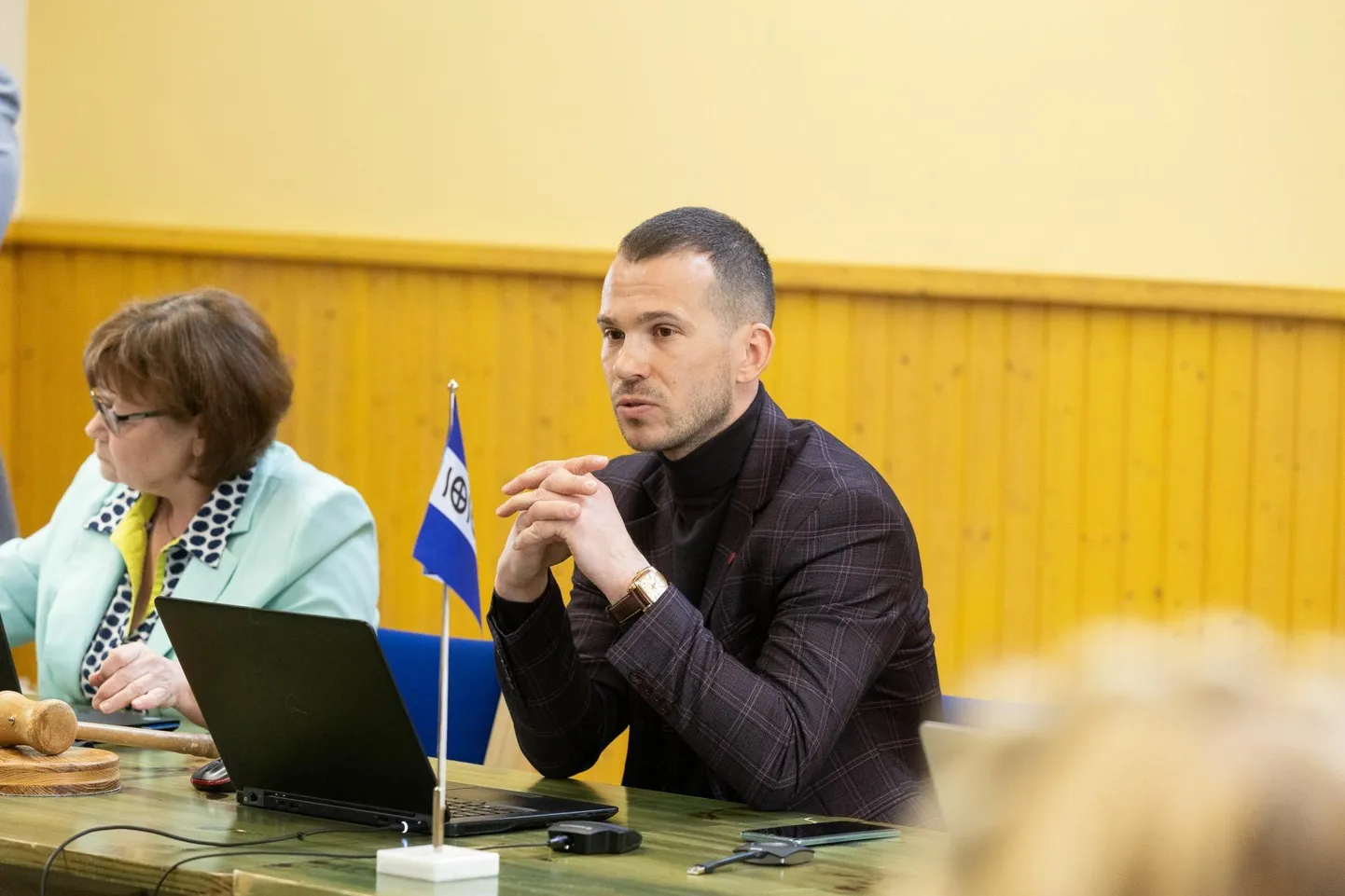 Ainar Sepniku suhtes algatati umbusalduse avaldamine.