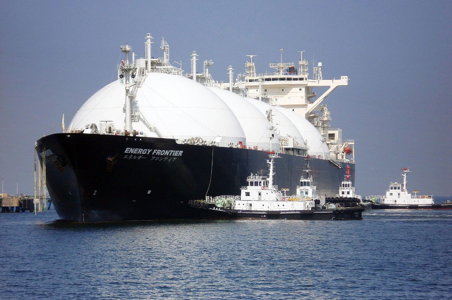 LNG tanker. Foto on illustreeriv.