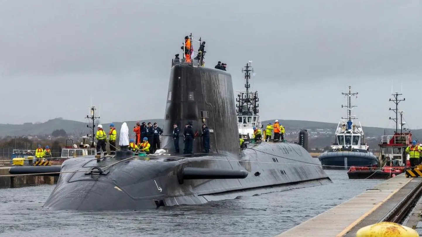 В феврале подлодка HMS Anson впервые вышла в море из верфи города Бароу-ин-Фернесс