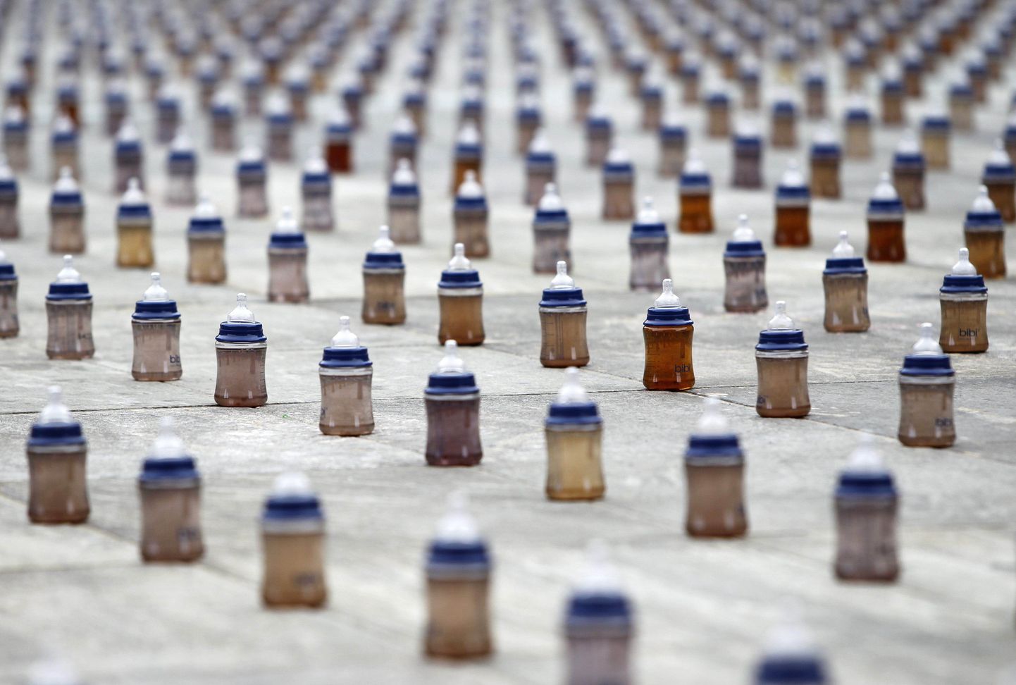Neli tuhat lutipudelit saastunud veega
