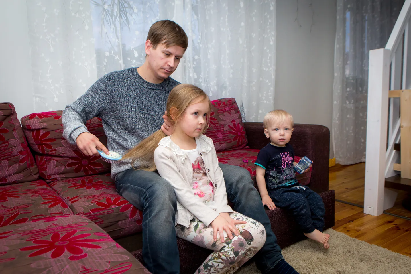 HARJUTAMINE TEEB MEISTRIKS: Karel tunnistab, et esimestel kordadel kulus Maribelile patsi punumiseks päris palju aega. Nüüd läheb juba kiiremini. Pisike Stan Sebastian patse ei vaja.