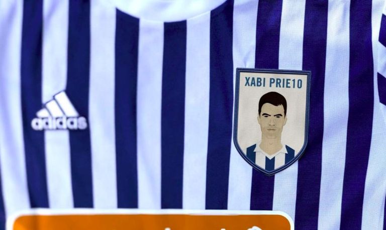 Xabi Prieto näopilt Real Sociedadi särgil.