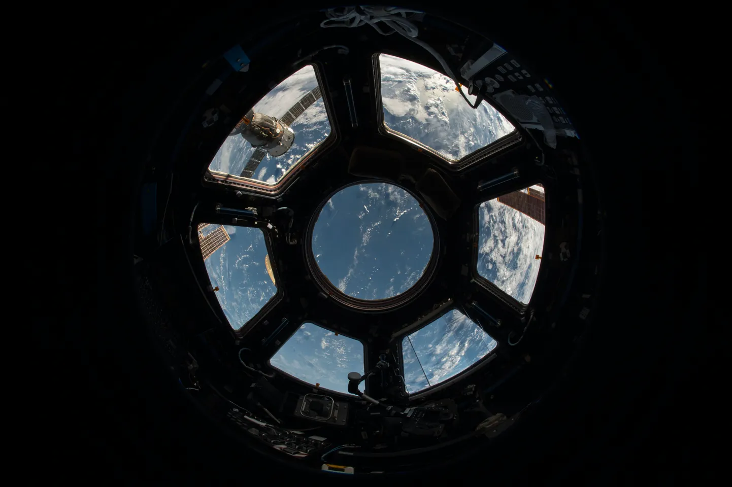 Skats uz Zemi no Starptautiskās kosmosa stacijas.