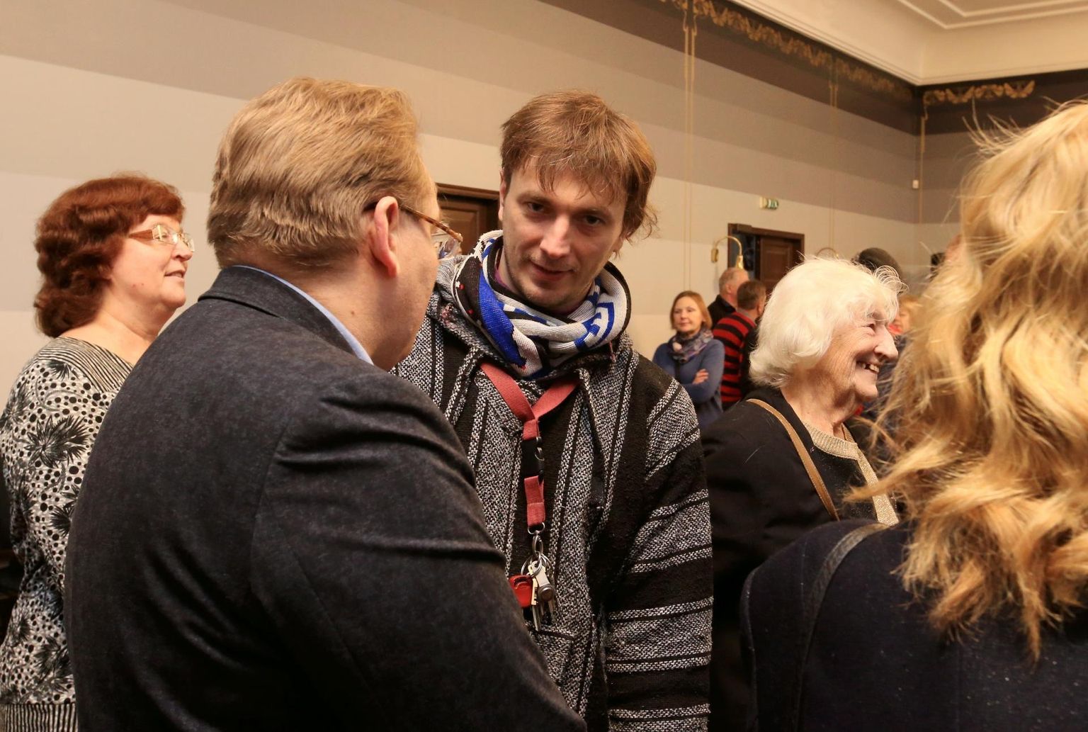Meelis Kaldalu (keskel).