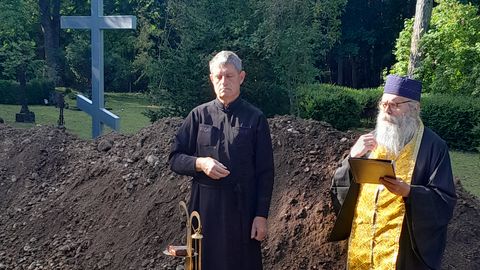 Säärelt leitud luud maeti Vana-Torgu kalmistule
