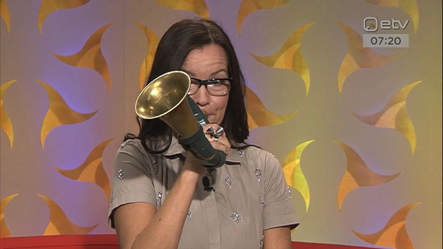Hommikusaade «Terevisioon» ja saatejuht Katrin Viirpalu jahisarvega