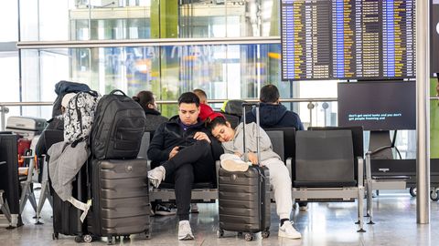 Lendude tühistamised ja streigid suurendavad hirmu suvise reisikaose ees