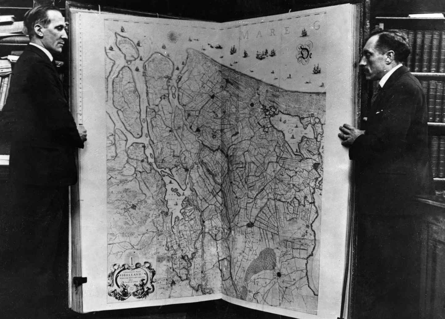 Londonis Briti muuseumi raamatukogus asub Charles II-le kingitud raamat, mis pärineb 1660. aastast. See on küll suur, aga mitte kõige suurem raamat maailmas.