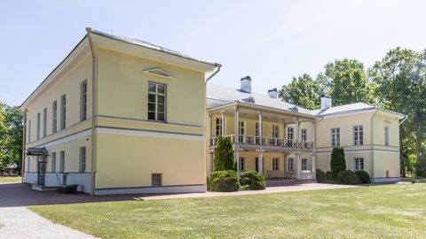 Ida-Virumaal on enampakkumisel kaks mõisa