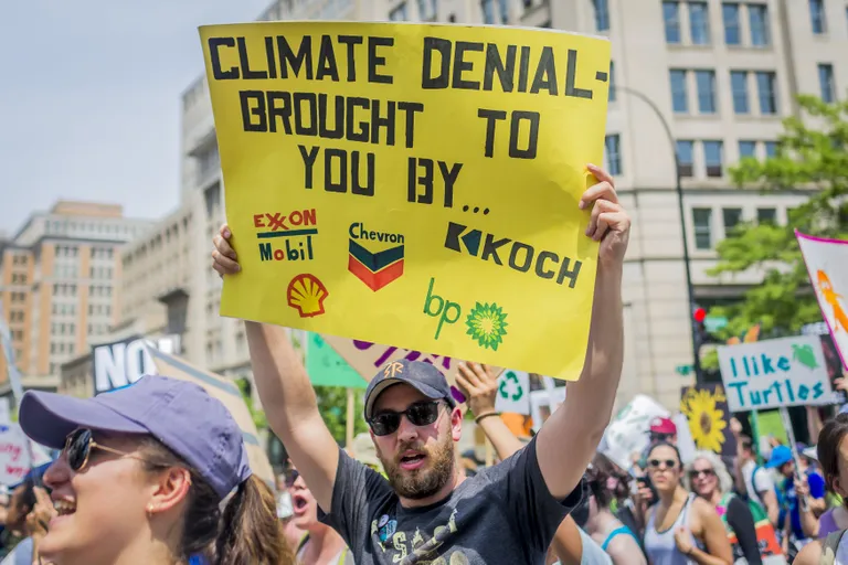 Trumpi, Pruitti ja uue administratsiooni ja naftafirmade lähedaste seoste vastu protesteerivad meeleavaldajad. Michael Nigro / Pacific Press / Sipa / Scanpix
