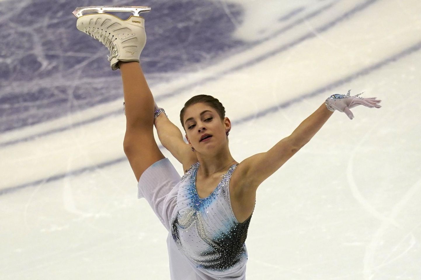 Alena Kostornaia tants Sapporo jääl.