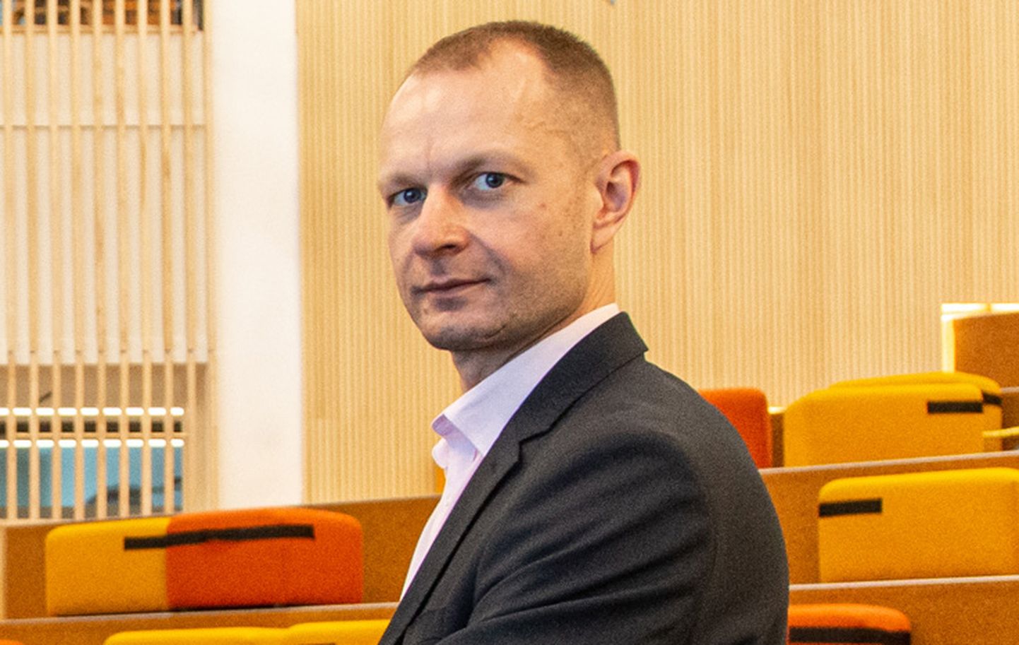 Vladimir Võssotski, Sillamäe linnavolikogu kultuuri- ja hariduskomisjoni esimees, Keskerakond
