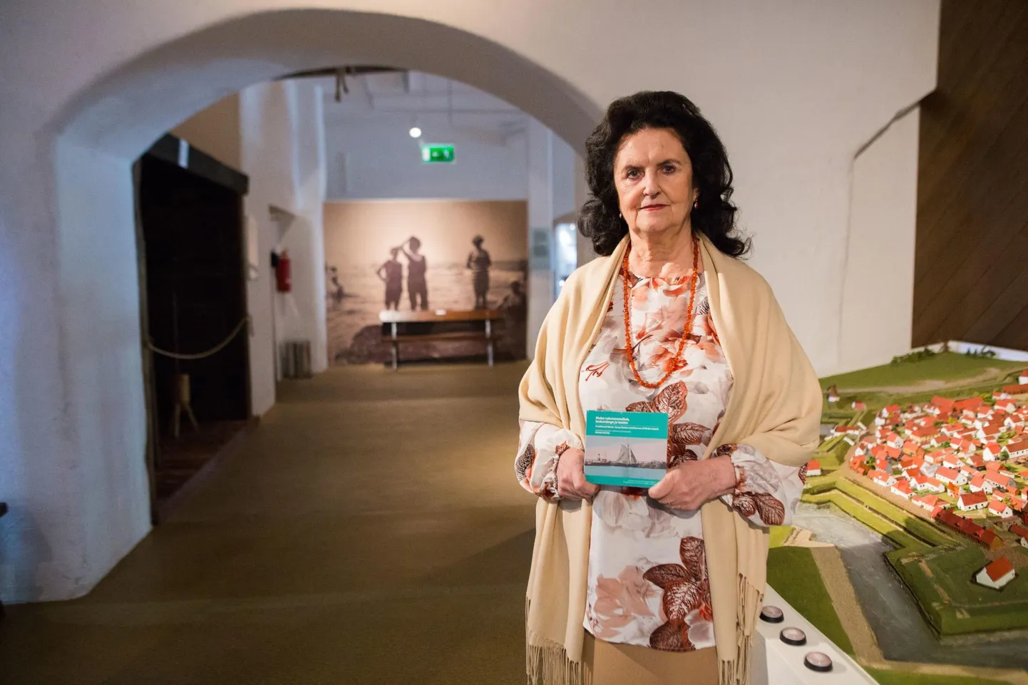 Eesti folklooriliikumise grand old lady Ingrid Rüütel teab, et muutumine on üks põhjus, miks meie vanad laulud alles on.