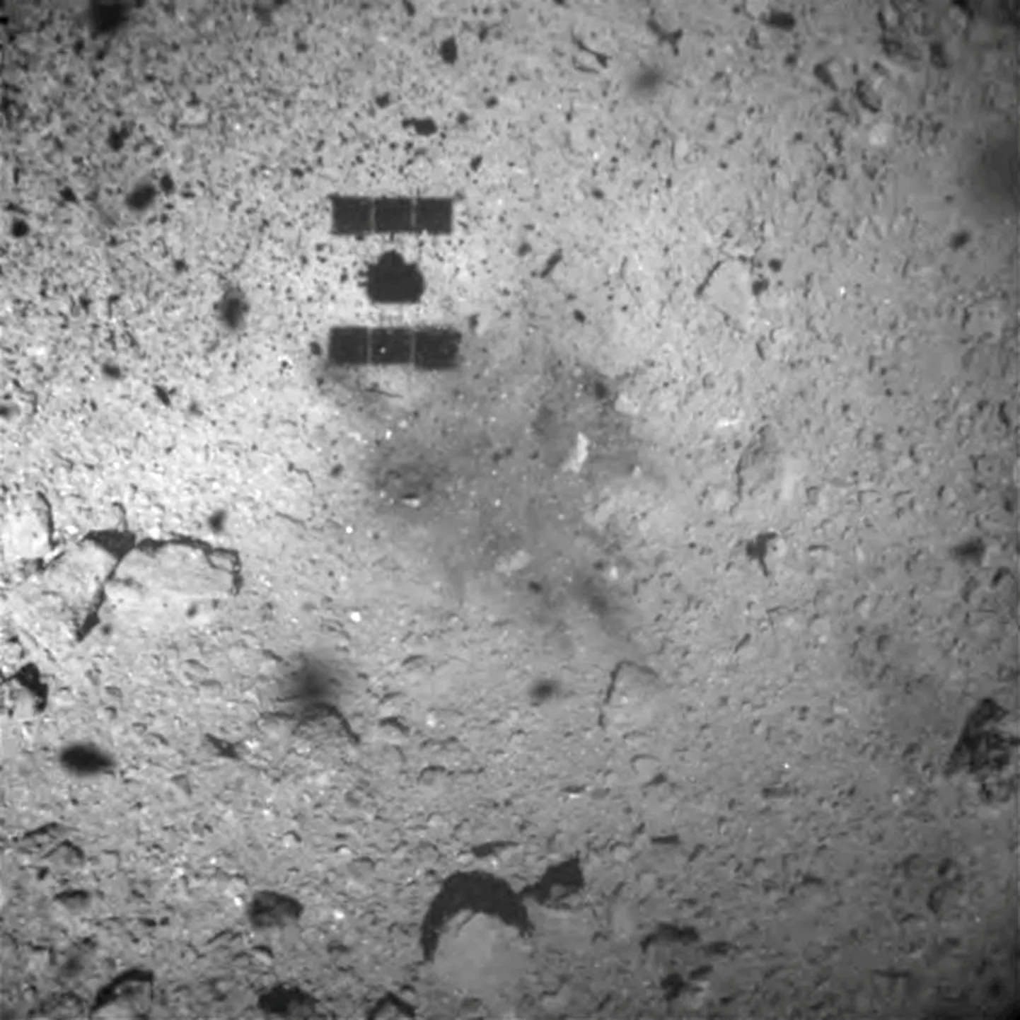 Hayabusa-2 foto asteroid Ryugu pinnast.