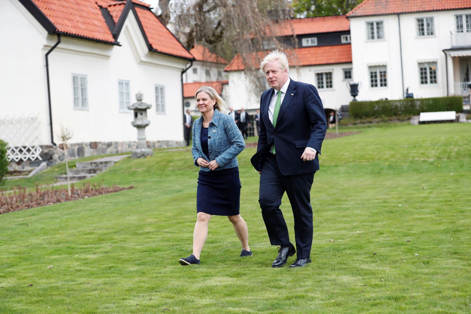 Briti peaminister Boris Johnson ja Rootsi peaminister Magdalena Andersson kohtusid 11. mail 2022 Rootsis Harpsundis, kus asub Rootsi peaministri suvekodu