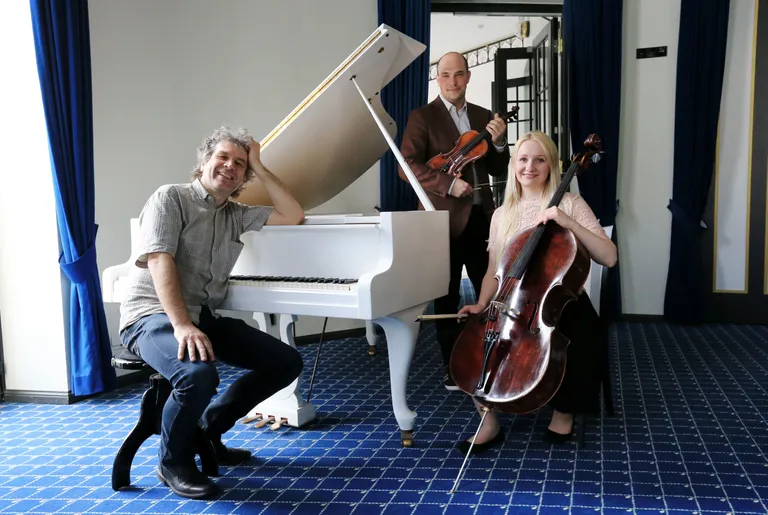 Trio - Tanel Joamets, Vlad Campean ja Olja Raudonen. /Margus Ansu