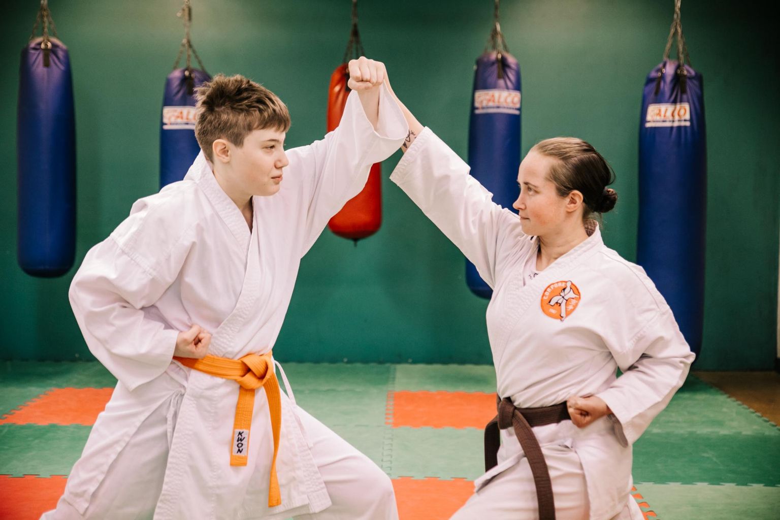 Karmen Vask on karatet treeninud poolteist aastat, millest juhendaja Margit Kauri käe all aasta jagu.